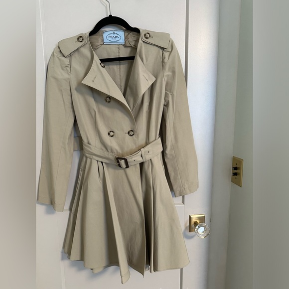 Prada belted trench coat with full skirt IT40 (US 2/4) - Picture 6 of 14